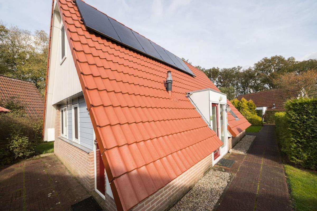 Kleine Zanglijster I Prachtig Huisje Nabij Bosrand Zwiggelte Exterior photo